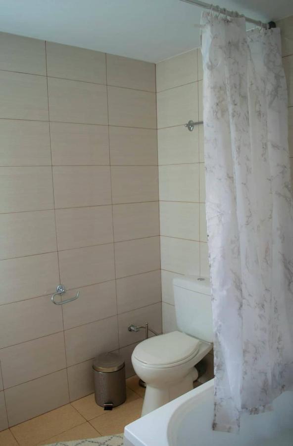 Sunny Central Luxury Apartment Volos Exterior photo
